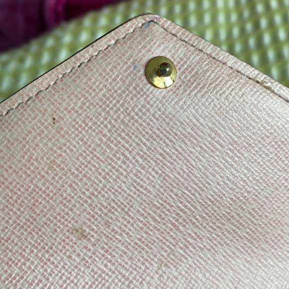 Louis Vuitton Monogram LovelyBird Victorine Wallet - Picture 7 of 15